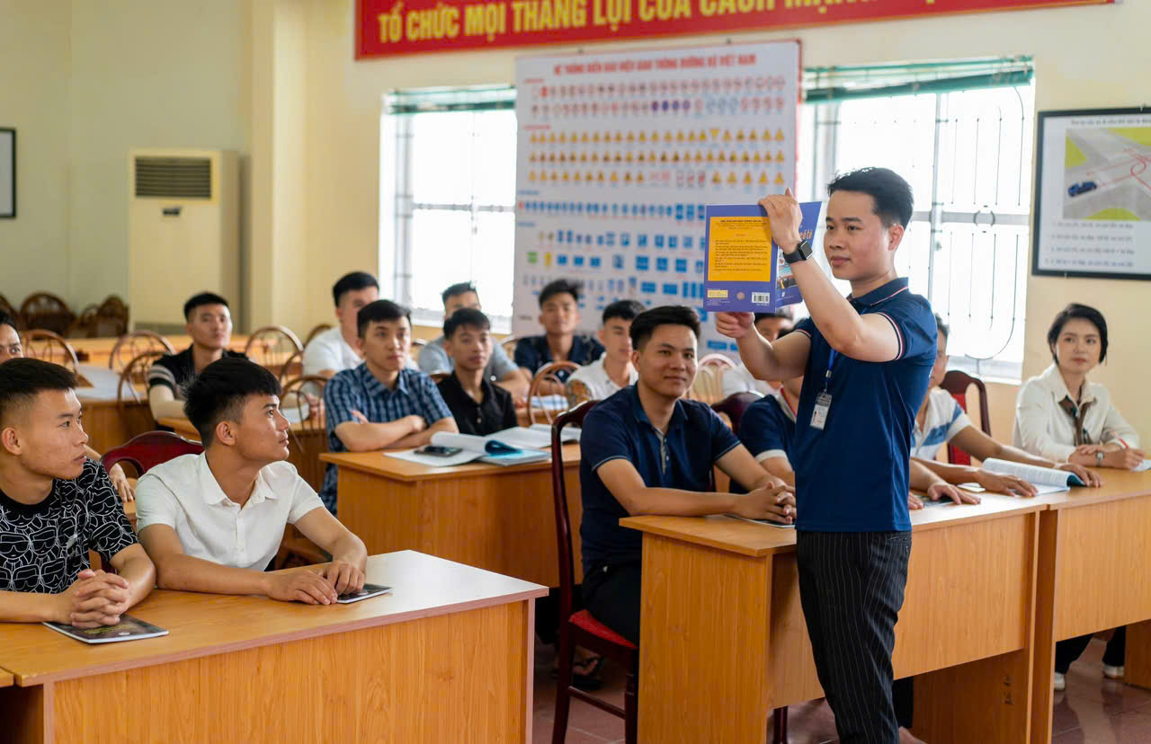 Trung Tâm Học Lái Xe Ô Tô TRƯỜNG SƠN