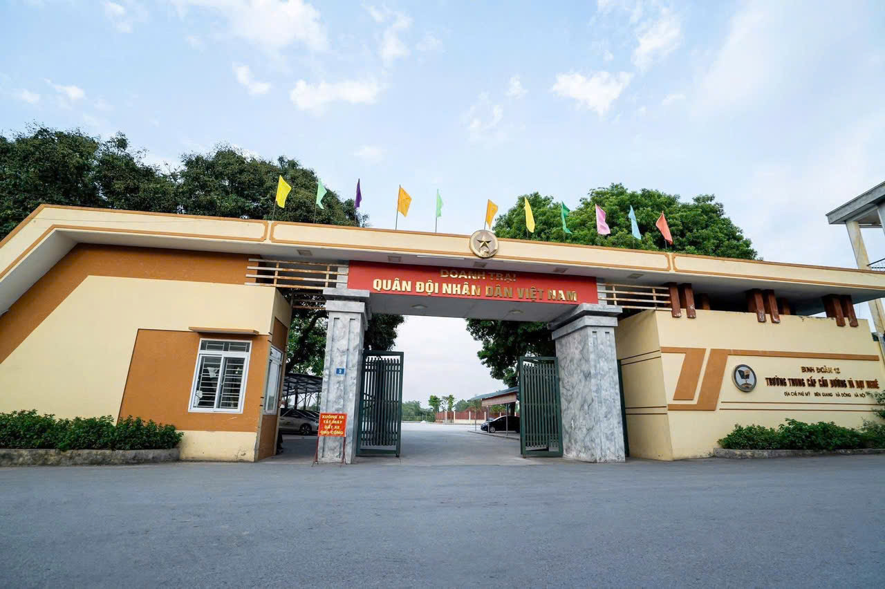 Trung Tâm Học Lái Xe Ô Tô TRƯỜNG SƠN